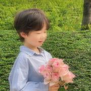 一颗梨子li的个人资料头像