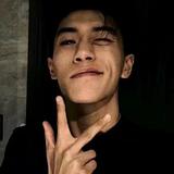 白不了的黑F1头像