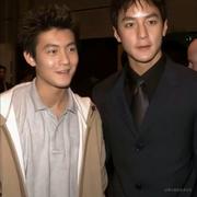 不吃兔兔嗝的个人资料头像