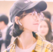 yimijc的个人资料头像