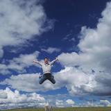 只投三分的男人头像