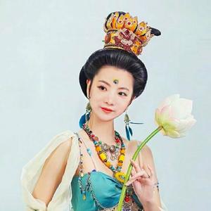 英姐剪辑头像