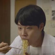 恰杨桃的个人资料头像