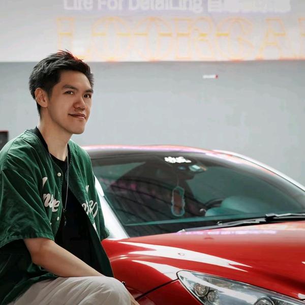 车底战神咸鱼哥头像