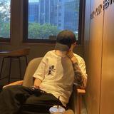 遛狗狗的猫头像