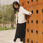 村里有个姑娘叫小芳的个人资料头像