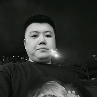 聪明的天空uwG头像