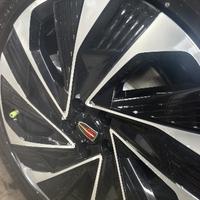 西域三郎红旗Hs7一2头像