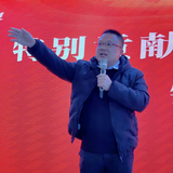 益阳皮蛋哥头像
