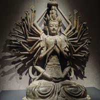 灿烂水滴TpZ头像