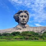 西南丶美男子头像