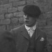 Crown33的个人资料头像