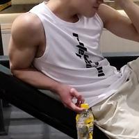 用户2355842279614头像