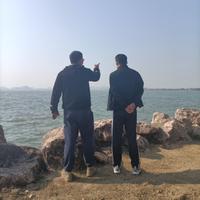 陈摩摩头像