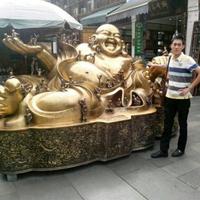 一花一世界ಡωಡ一草一春秋头像