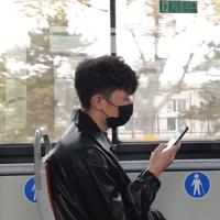 傅佳彬头像