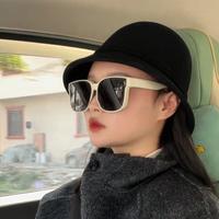 朵朵不困吖头像