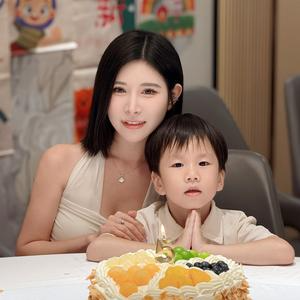 西西汽莗志头像