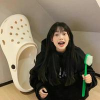 烟火向星辰1129头像