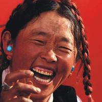 奔向老年的青年头像