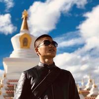 唐家坝的猪鼻孔头像