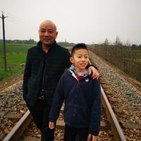 光头张雨涵商行头像