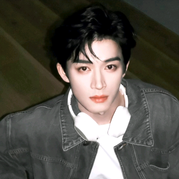 用户649544936653头像