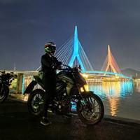 骑不快的小谭头像