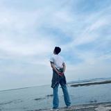 佳伟头像
