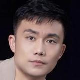 张强主持的婚旅纪头像