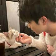 用户2618434620029的个人资料头像