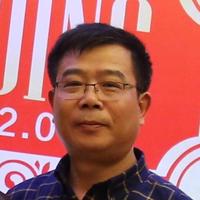 休闲湖男8y4I头像