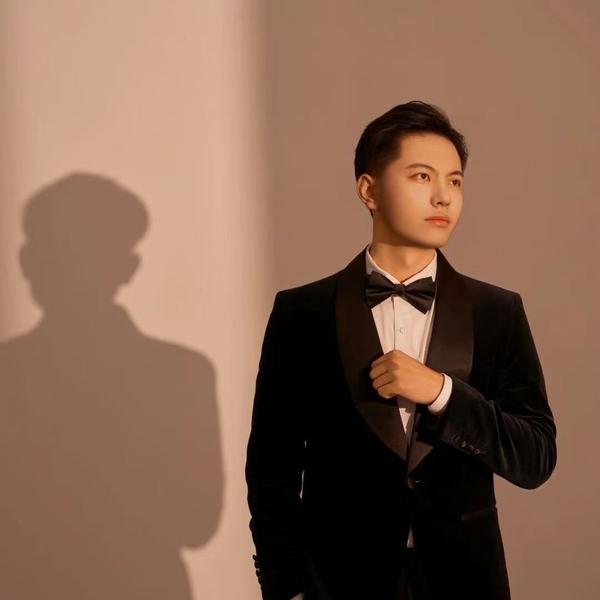 杨哥来侃车头像