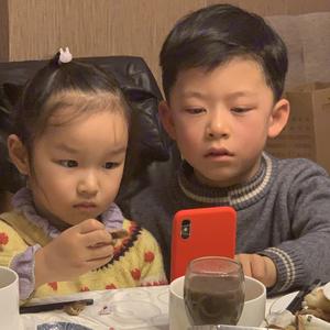 暖暖枢枢看世界头像