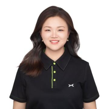 万州小鹏文静头像