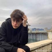 Rrru1的个人资料头像