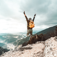 随缘而遇1992头像