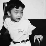 瞬时出道的个人资料头像