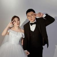 在时间的旷野上头像