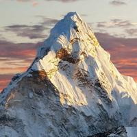 爱学习的河山头像