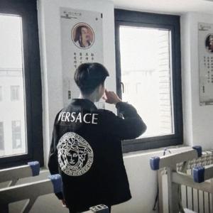 用户8558826701439头像