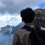 浮语虚辞的个人资料头像