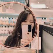 秊__的个人资料头像