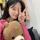 冰梅粉头像