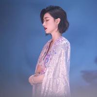 热闹风铃3C头像