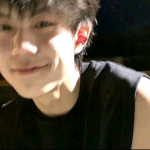 别来沾边667头像