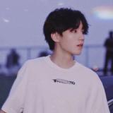 云边有个小卖部985头像