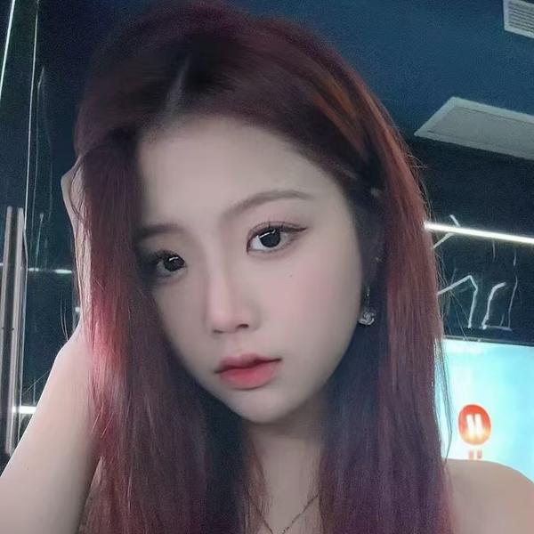 滩畔快活捡海螺头像