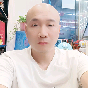 光头老杨头像