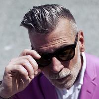 认真上班FL5头像